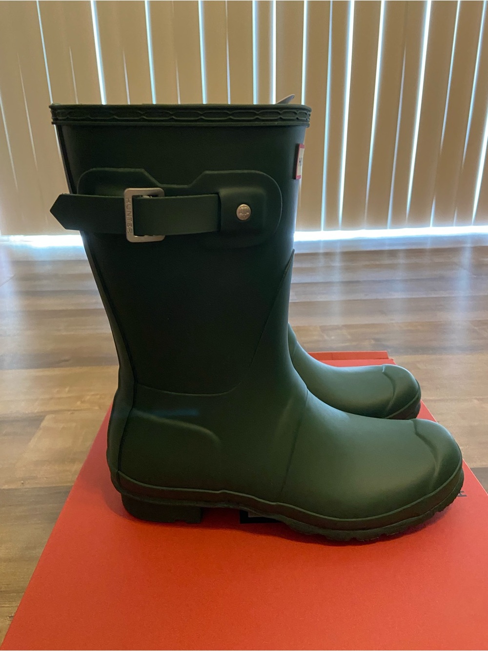 Hunter Original Short Boot. Hunter Green Mid-Height Rubber Rain Boots Size W7 - Picture 3 of 11